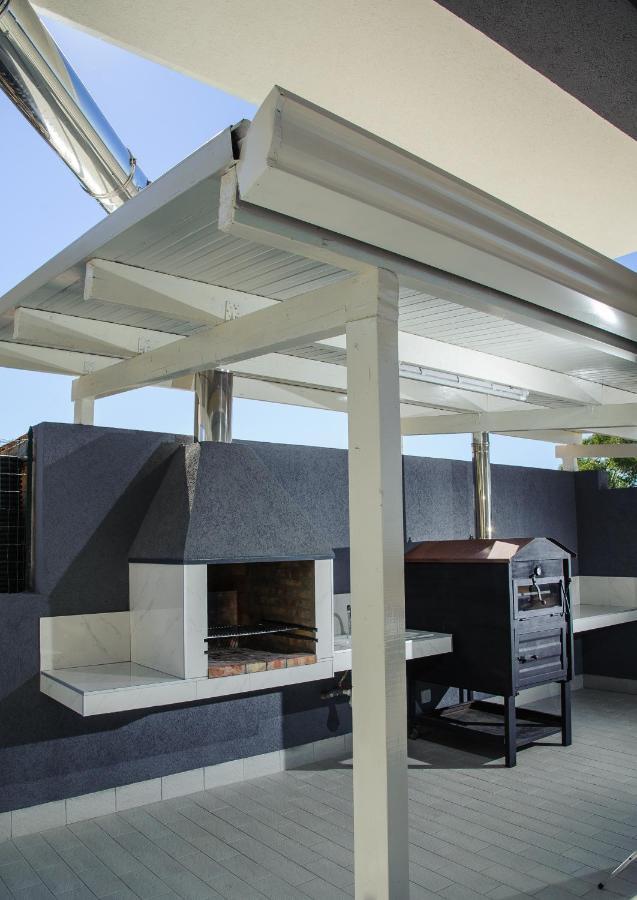 B&B Villa Fiorita เปียซซา อาร์เมรีนา ภายนอก รูปภาพ