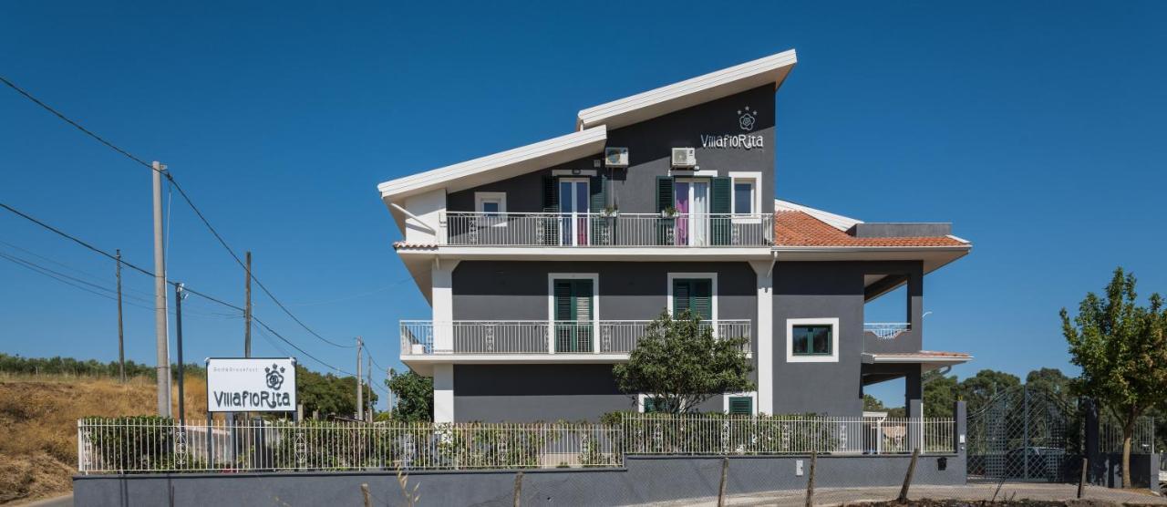 B&B Villa Fiorita เปียซซา อาร์เมรีนา ภายนอก รูปภาพ