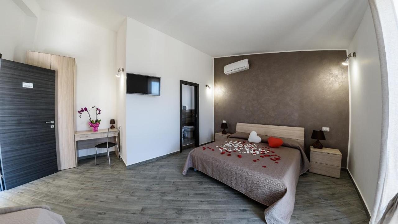 B&B Villa Fiorita เปียซซา อาร์เมรีนา ภายนอก รูปภาพ