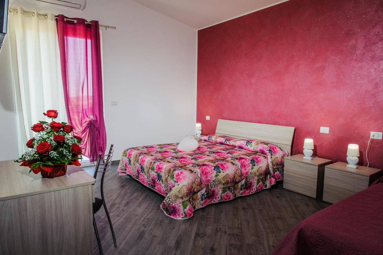 B&B Villa Fiorita เปียซซา อาร์เมรีนา ภายนอก รูปภาพ