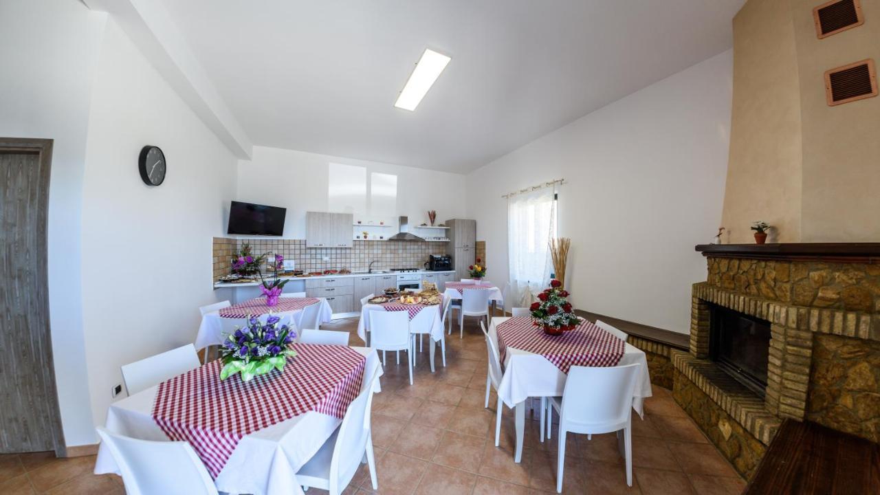 B&B Villa Fiorita เปียซซา อาร์เมรีนา ภายนอก รูปภาพ
